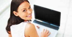 computer_laptop_woman_smile_happy_install_0